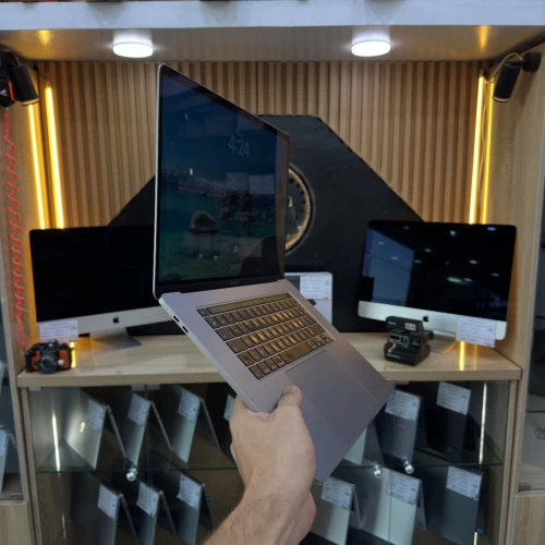 MACBOOK PRO 2019 I9 8CORE 16GB/1TB
