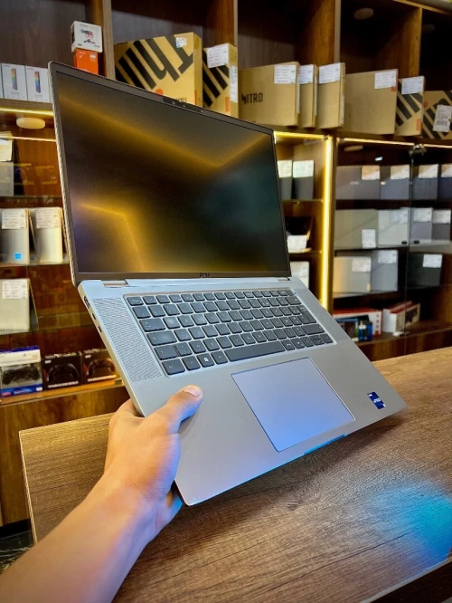 DELL LATITUDE 7640 i5-1345U 16/256 INTEL IRIS XE 16POUCE FHD