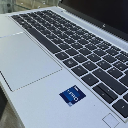 HP ELITEBOOK 640 G10 I7-1365U 16GB/1TB