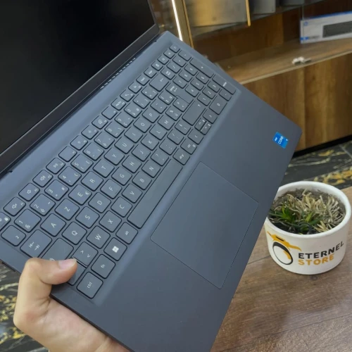 DELL VOSTRO 15 3510 I3-1115G4 8GB/256GB