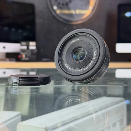 Canon 24mm f/2.8 en excellent état