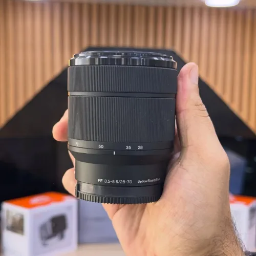 Sony 28-70mm f/3.5-5.6 en excellent état