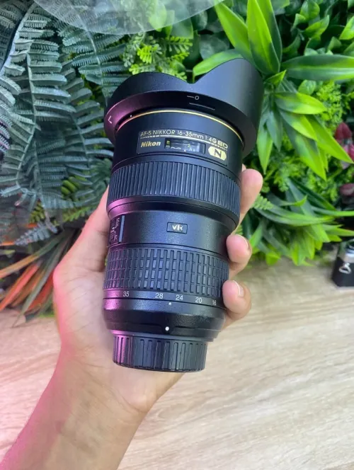 Nikon 16-35mm f/4 
