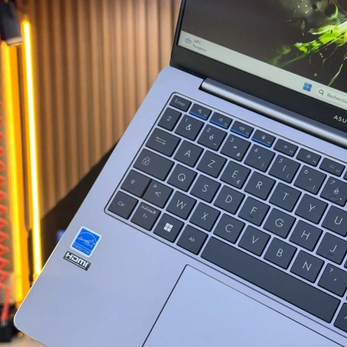 ASUS EXPRETBOOK 14