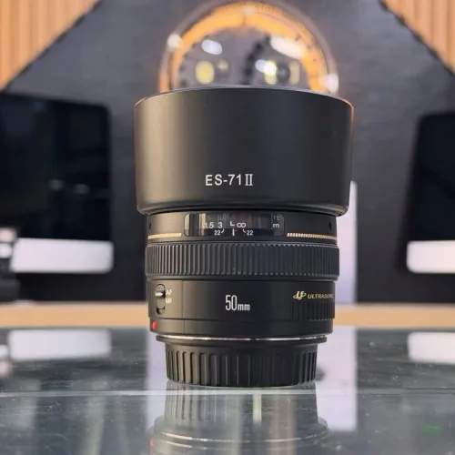 Canon 50mm f/1.4 en excellent état
