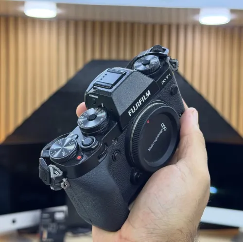 Fujifilm XT-1 boitier nu en excellent état batterie et chargeur