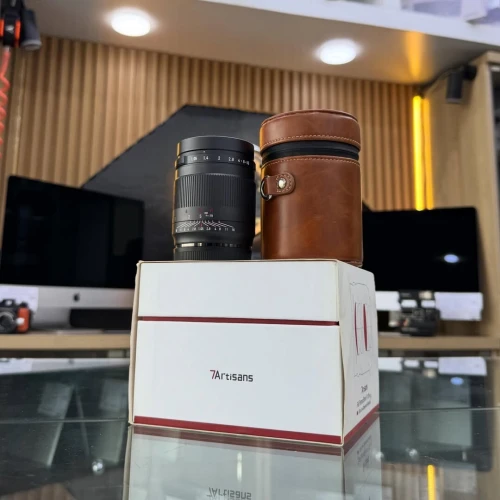 Objectif 7Artisans E-mount Full Frame 50mm F1.05 MF Neuf sous emballage JAMAIS UTILISÉ