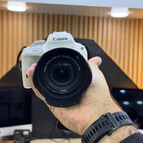 Canon kiss X7 (100D) white edition avec 18-55mm STM en excellent état