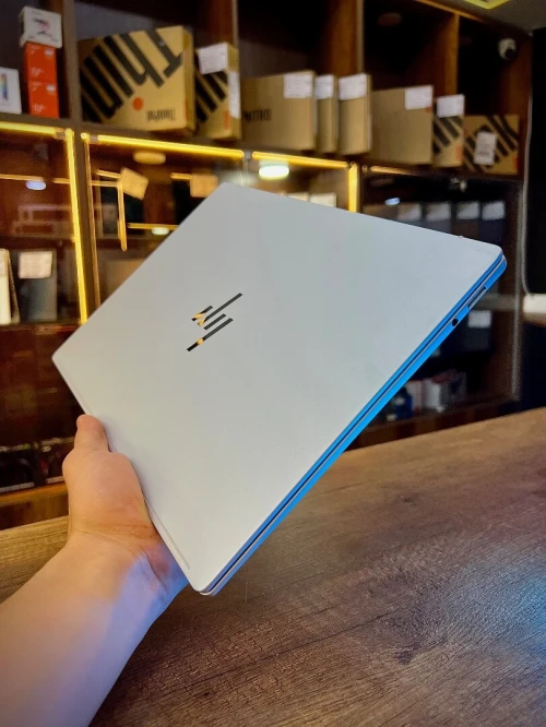 Hp OMNIBOOK 14 Snapdragon Xplus 16/1000 14pouce FHD