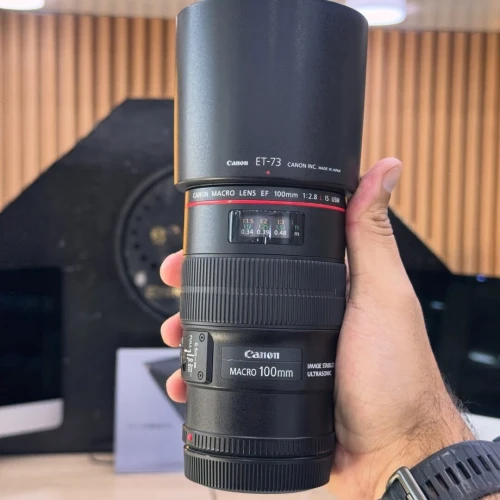 Canon 100mm f/2.8 serie L en excellent état