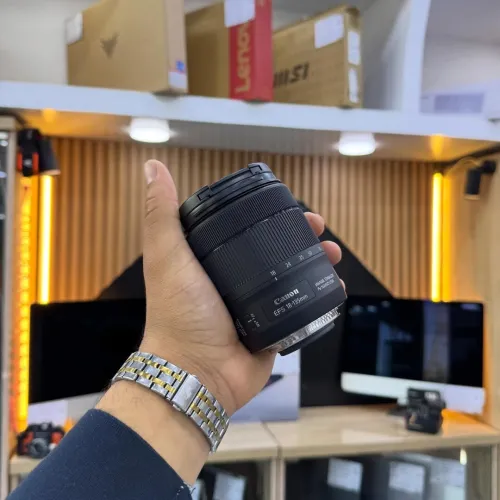 Objectif Canon NANO USM 18-135mm F3.5-5.6 en excellent état avec bouchon