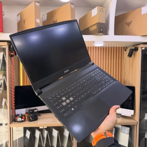 MSI KATANA 15 AI RYZEN 7 8845HS 16GB/512G