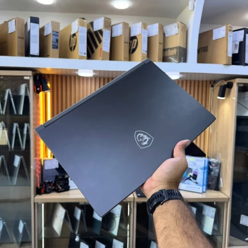 MSI THIN 15 B13VE