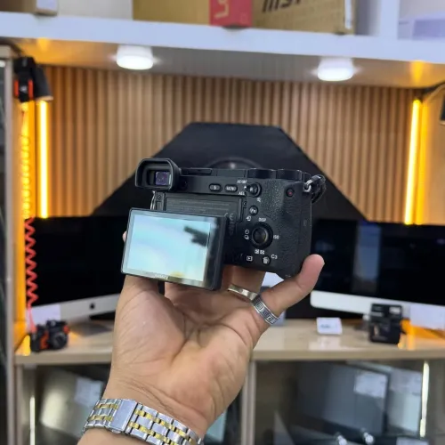 Sony A6500 boitier nu en excellent état avec batterie et chargeur
