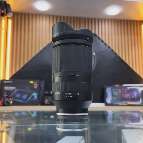 Tamron for sony 70-180mm f/2.8 en excellent état