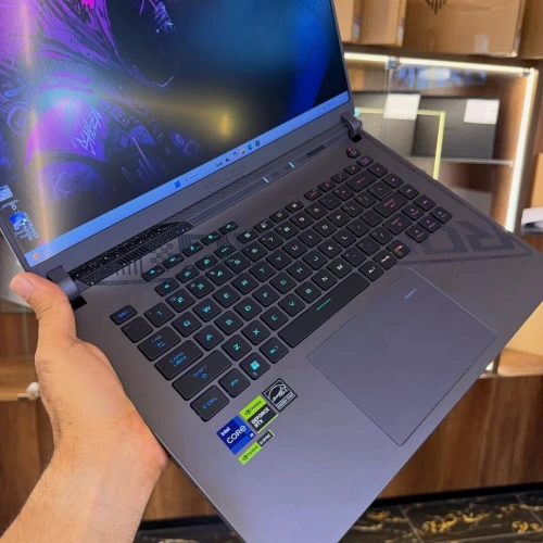 ASUS ROG STRIX 16 I9-13980HX 16GB/512GB NVIDIA RTX 4060 8GB