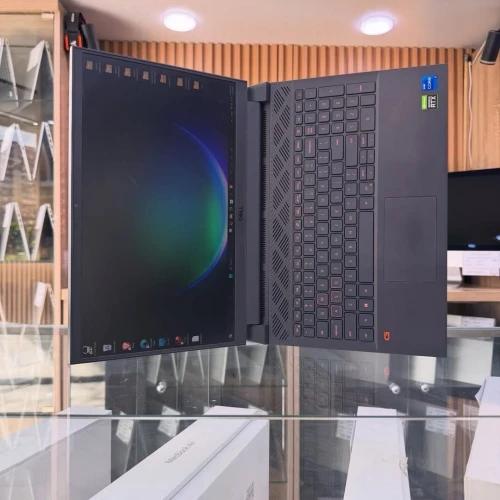 DELL G15 I7 11800H 16GB/512GB