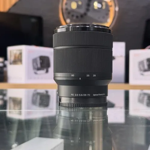 Sony 28-70mm f/3.5-5.6 en excellent état