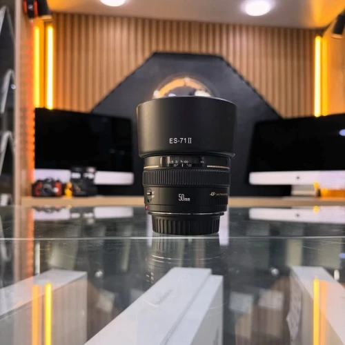 Canon 50mm f/1.4 en excellent état