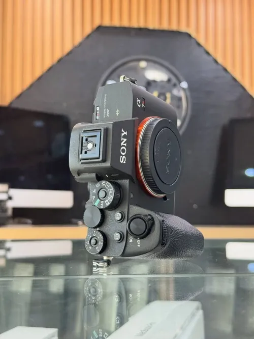 Sony A7R IV boitier nu en excellent état batterie et chargeur