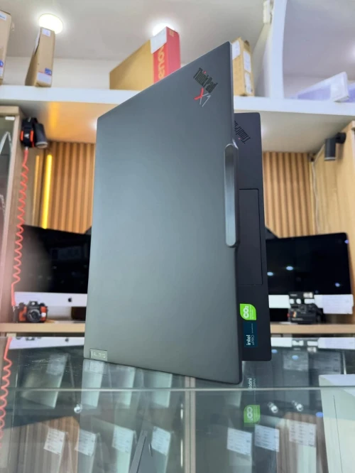 LENOVO THINKPAD X1 CARBON GEN 12 ULTRA 7 165U 32GB/512GB