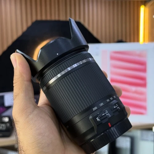 Tamron 18-200 pour canon