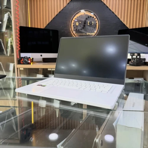 ASUS ROG ZEPHYRUS G15 RAYZEN 7-6800HS 32GB/512GB NVIDIA RTX 3080 6GB