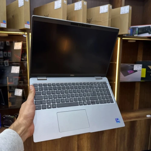 DELL LATITUDE 5550 I7 13EME 16GB/512GB IRIS XE 15P