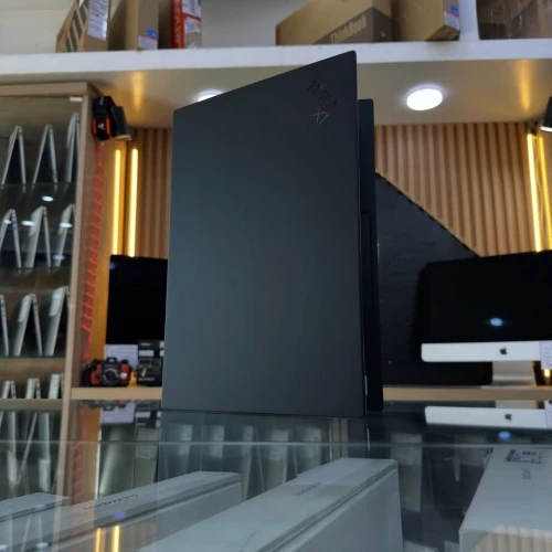LENOVO THINKPAD X1 CARBON