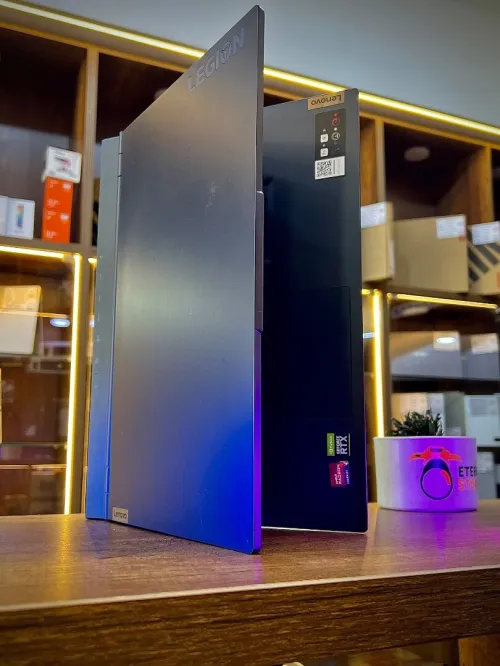 Lenovo legion 5 Ryzen 5-5600H 16/512 nvidia RTX 3060 15pouces FHD 144hz
