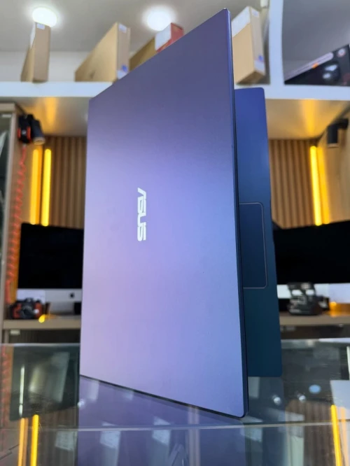 ASUS VIVOBOOK 15 I7-1065 G7 8GB/512GB