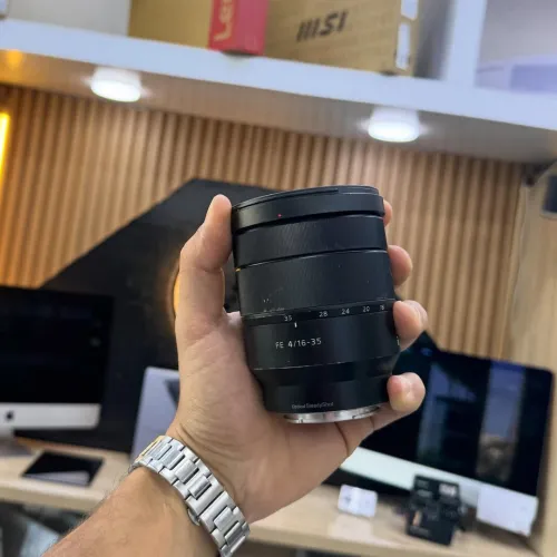 OBJECTIF SONY ZEISS 16-35mm F4 en bon état