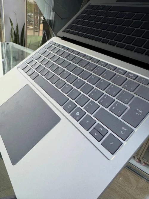 SURFACE LAPTOP 7 SNAPDRAGON X PLUS 10C 16 GB DDR5 /256GB