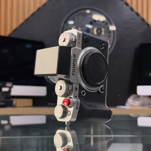 Fujifilm X-T4 boitier nu en excellent état
