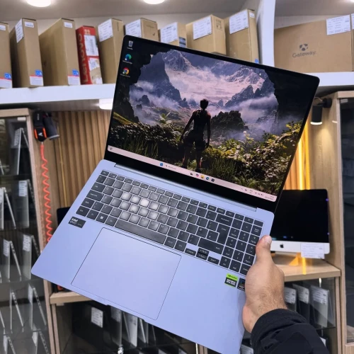 SAMSUNG GALAXYBOOK ULTRA 4