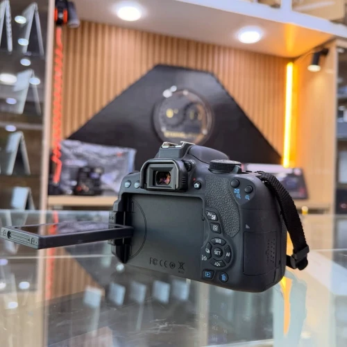 Canon 750d