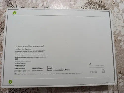 MacBook neo 8/512