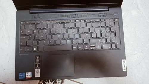 Lenovo i5 11th 8RAM 255SSD 15p
