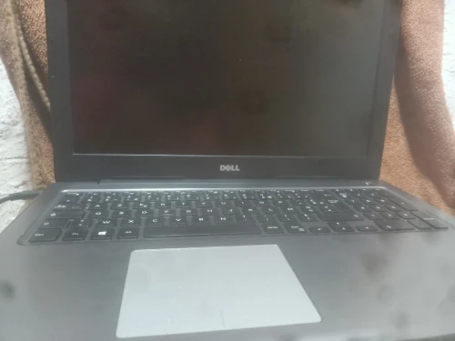 PC Portables Dell Inspiron 15 5567