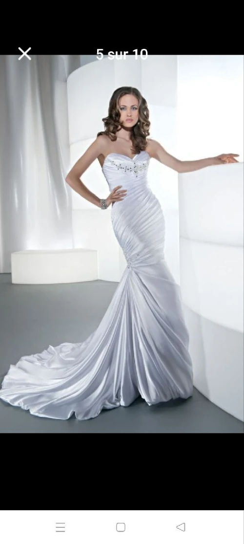 ROBE BLANCHE en destockage 