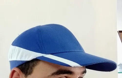 Casquette virage + sérigraphie branding logo