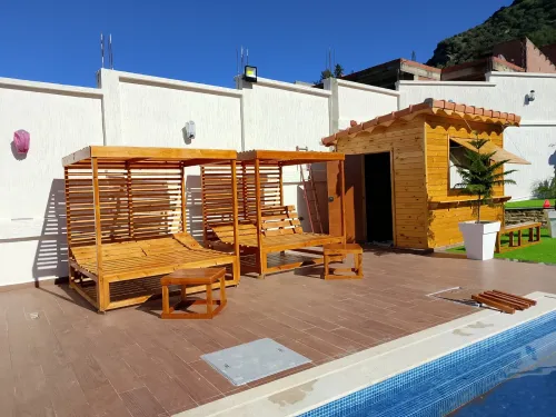 Construction des chalets et Kiosque et bungalow en bois 