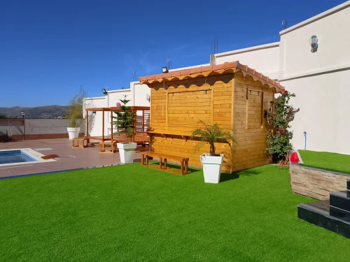 Construction des chalets et Kiosque et bungalow en bois 