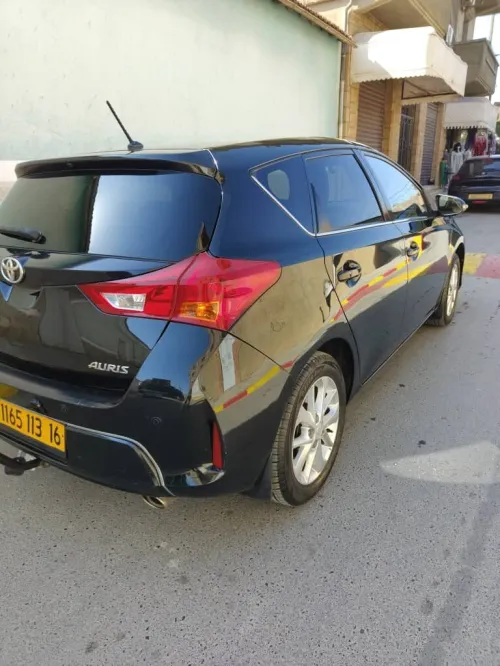 Toyota Auris 2013 Dynamique +