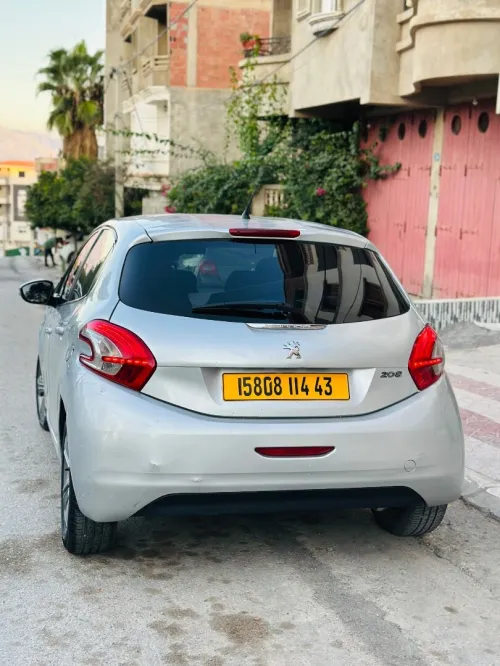 Peugeot 208 2014 Allure