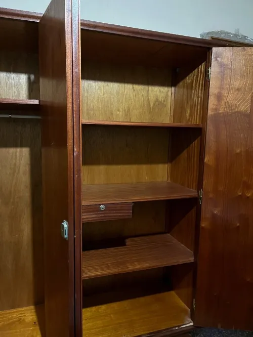Chambre à coucher plaqué en acajou