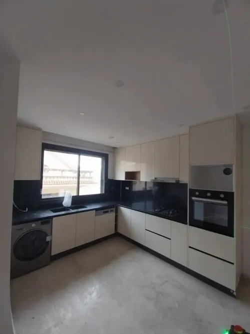 Cuisine équipé moderne sur mesure مطابخ عصرية