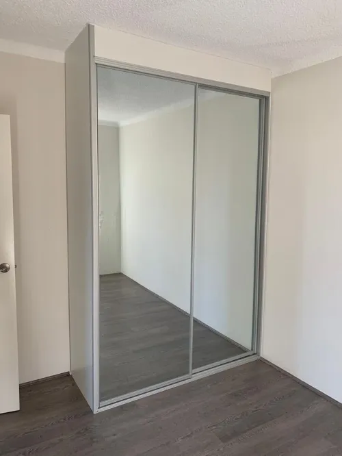 Dressing armoire sur mesure coulissant خزانات ملابس عصرية