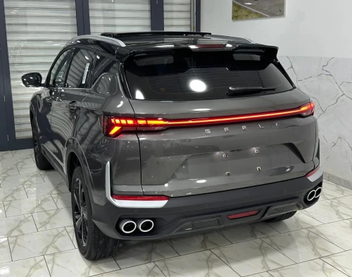Geely Coolray 2026 Full options toit noir sabou rouge