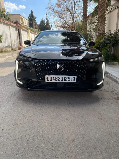 DS Ds4 2025 DS
